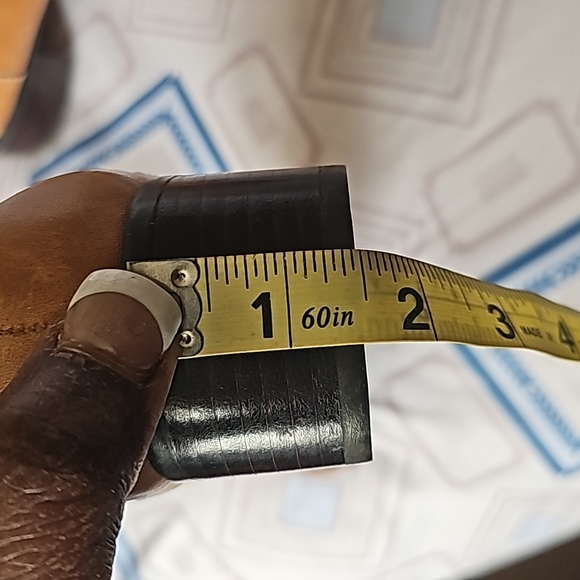 Shoes - Picture 6 of 8